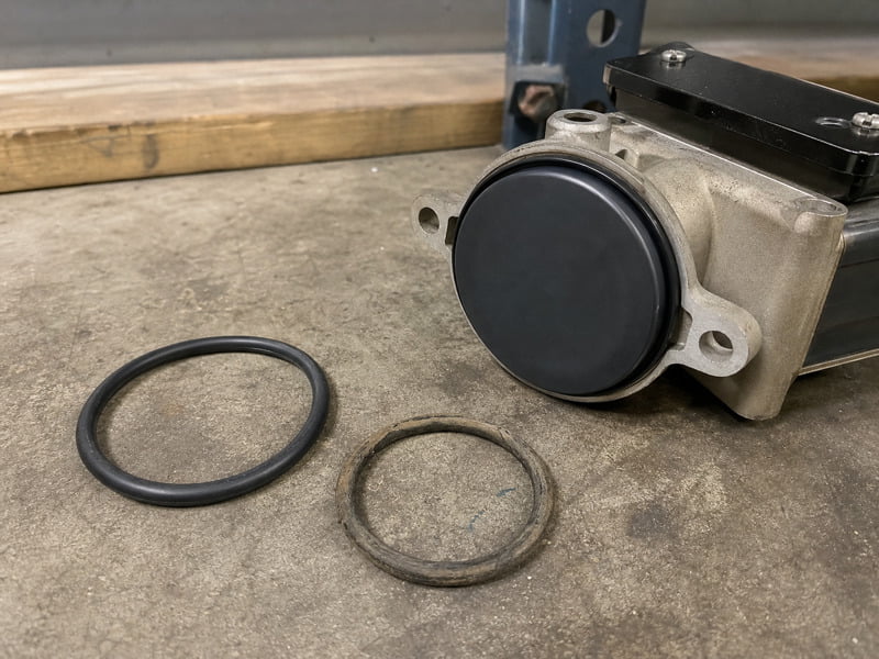 Custom silicone cap seals and O-ring seals for OEM maintenance replacement kits
